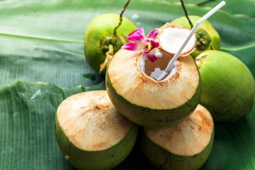 Uống nước dừa mỗi ngày, chức năng thận thay đổi ra sao?