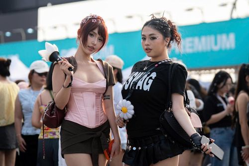Đêm diễn cuối của BigBang ở sân Mỹ Đình trước giờ bùng nổ