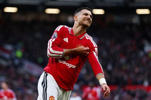 MU 0-2 Bournemouth: Màn trình diễn thảm họa