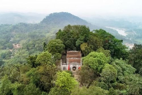 'Hào khí Lạc Hồng' – Đưa huyền sử cội nguồn lên sân khấu thực cảnh tại Đền Hùng