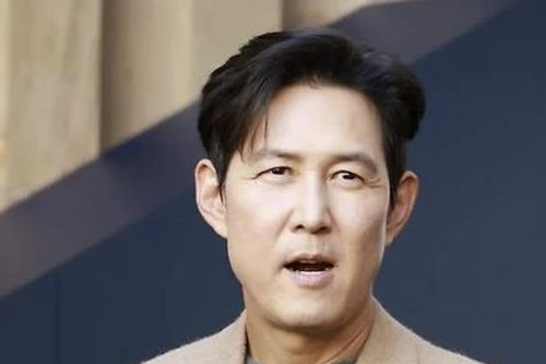 Lee Jung Jae tiết lộ điều vẫn giấu kín về 'Squid Game' mùa 3