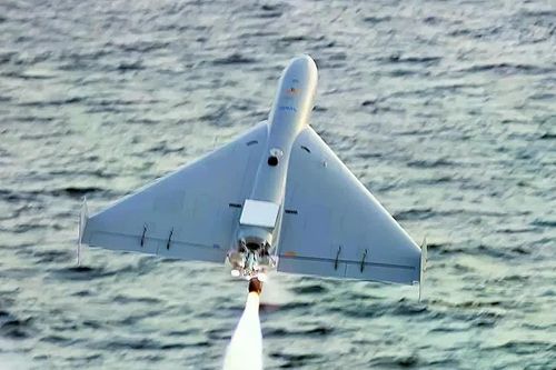 Iran tuyên bố bắn hạ máy bay không người lái Mỹ sau lời cảnh báo của Tổng thống Trump