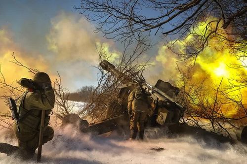 Bị Ukraine tấn công sở chỉ huy, Nga tung đòn đáp trả vào tàu hàng trên Biển Đen
