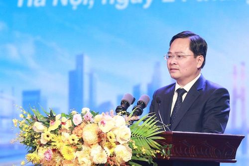 Tôn vinh vẻ đẹp của công nhân Việt Nam trong thời kỳ mới