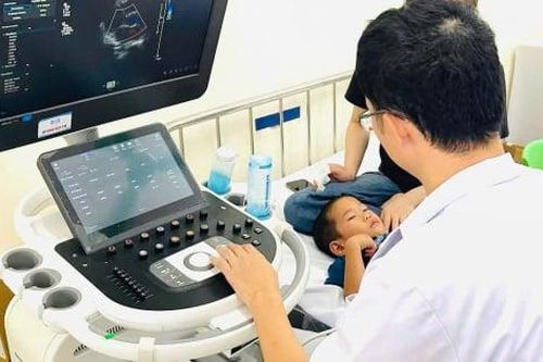 Khám sàng lọc tim bẩm sinh cho 2.251 trẻ em