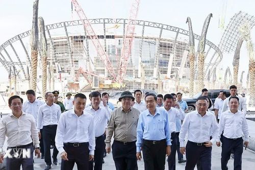 Chủ tịch Quốc hội kiểm tra tiến độ các công trình dự án phục vụ Hội nghị cấp cao APEC
