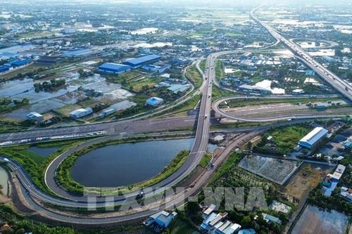 Cao tốc Bến Lức - Long Thành - Bài 2: Để lợi thế hạ tầng thành động lực tăng trưởng