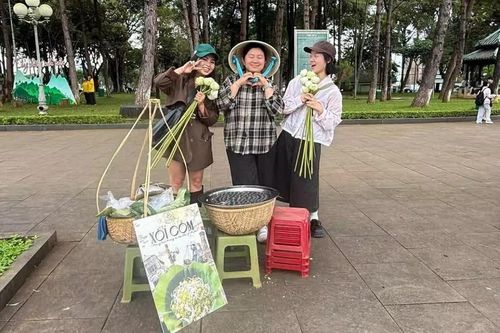 Hương mùa thu Hà Nội giữa lòng phố núi