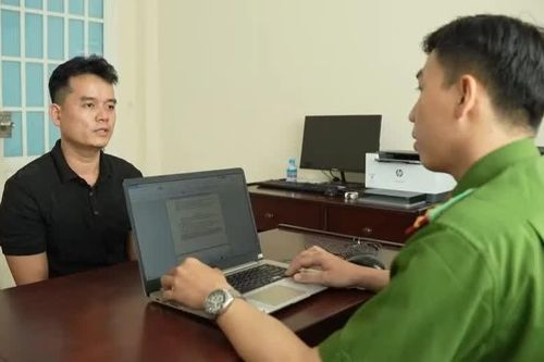 Dùng dao cướp tiệm vàng, nghi phạm bị bắt sau 40 phút truy xét