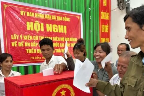Phản bác luận điệu xuyên tạc về sắp xếp thôn, tổ dân phố