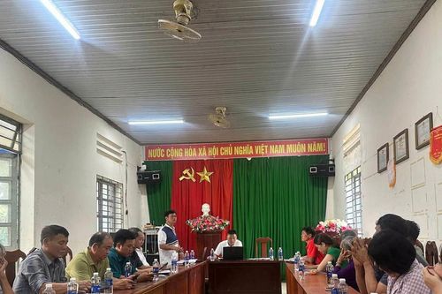 Từ buôn làng đến không gian số
