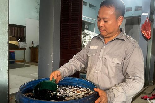 Tự làm men vi sinh, giảm chi phí chăn nuôi