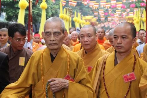 Nghĩ về lời dạy thống thiết của vị cao tăng ngoài 100 tuổi