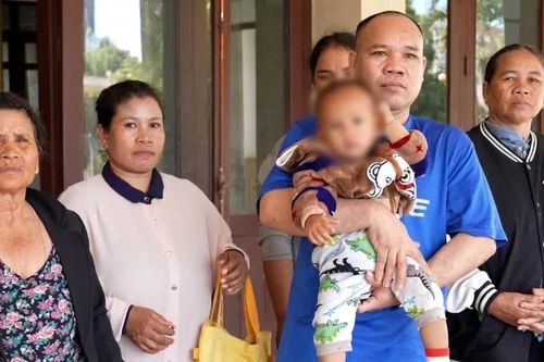 Tiếp nhận, đưa 4 công dân cư trú bất hợp pháp ở Thái Lan trở về an toàn