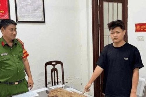 Giả gái, rủ hẹn hò với nam giới để nẫng tài sản