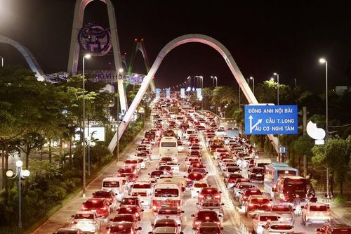 Thời gian bắt buộc phải bật đèn xe khi tham gia giao thông theo quy định mới nhất