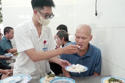 Quy định mới về chăm sóc, hỗ trợ người cao tuổi, trẻ em, người khuyết tật