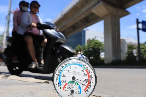 Nguyên nhân gây nắng nóng kỷ lục kéo dài trong mùa Thu miền Bắc?