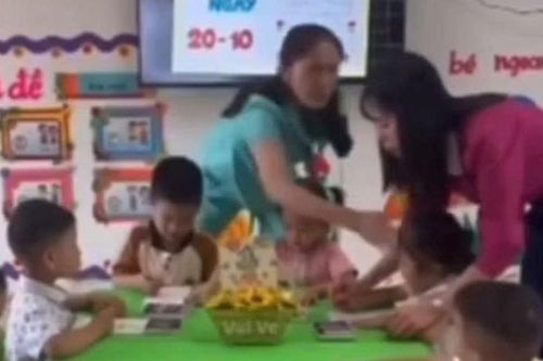 Cô giáo tát trẻ mẫu giáo ở Thanh Hóa có thâm niên hơn 20 năm trong nghề