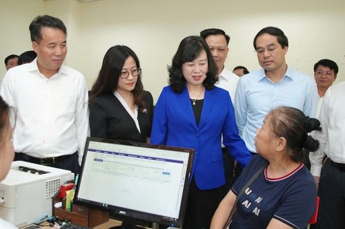 Bộ trưởng Đào Hồng Lan đề nghị Thái Nguyên tiếp tục quan tâm đầu tư y tế để người dân được thụ hưởng tốt nhất
