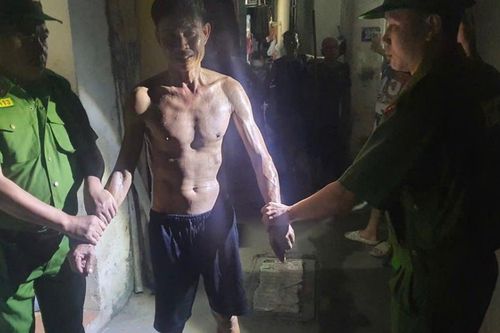Hà Nội: Đột nhập nhà dân trộm cắp, đối tượng cầm dao cố thủ