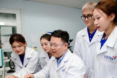 Đại học tìm đường thương mại hóa nghiên cứu