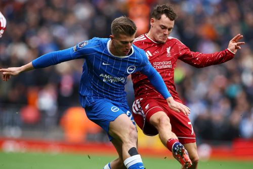 Liverpool kéo Brighton xuống mặt đất