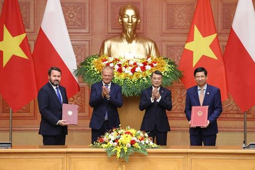 Việt Nam - Ba Lan thiết lập quan hệ Đối tác Chiến lược, thúc đẩy hợp tác du lịch