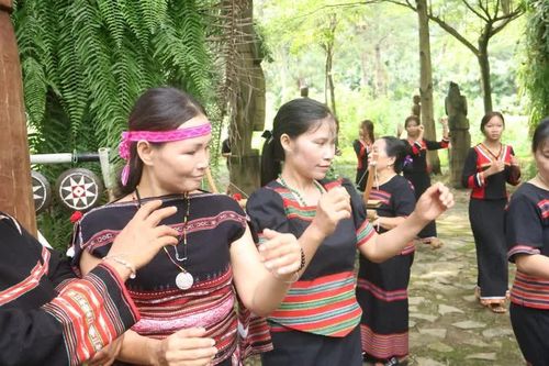 Hà Nội phát huy hiệu quả hệ thống thiết chế văn hóa, thể thao cơ sở