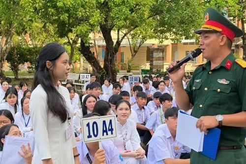 An Giang tuyên truyền pháp luật cho 2.300 học sinh biên giới