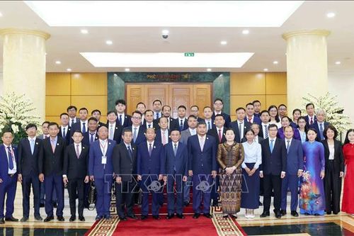 Thường trực Ban Bí thư Trần Cẩm Tú tiếp đoàn lãnh đạo trẻ Đảng Nhân dân Campuchia