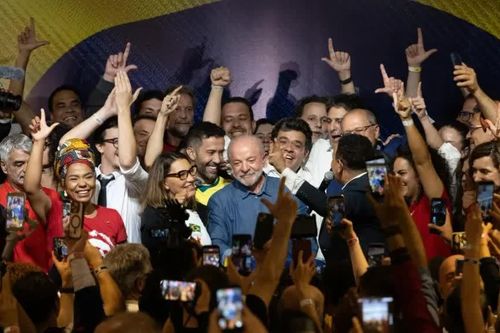Brazil: Tổng thống Lula da Silva tái đắc cử