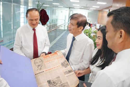 Báo SGGP tiếp Đoàn Ban Tuyên huấn Trung ương Đảng Nhân dân Cách mạng Lào