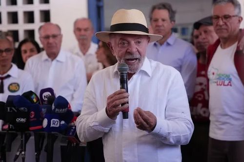 Tổng thống Brazil Lula da Silva tái đắc cử