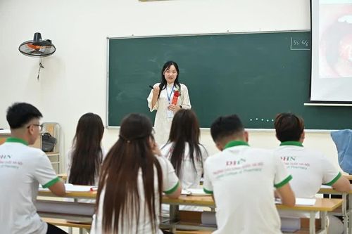 Hội giảng gắn với phát triển chuyên môn nhà giáo giáo dục nghề nghiệp