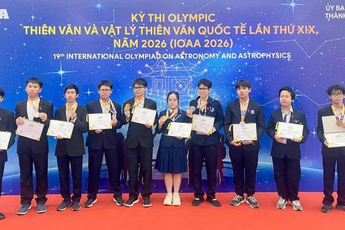 Bí quyết chinh phục HCV Olympic Thiên văn quốc tế của học sinh xứ Thanh