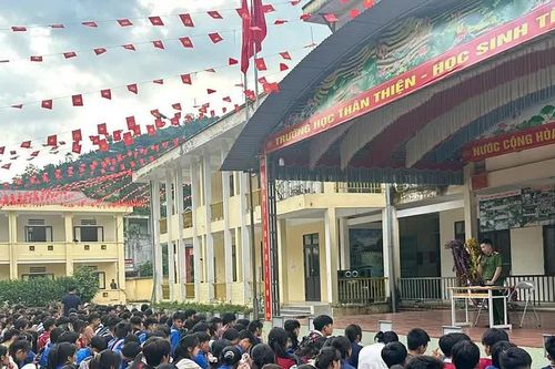 Xây dựng trường học an toàn từ sự sẻ chia