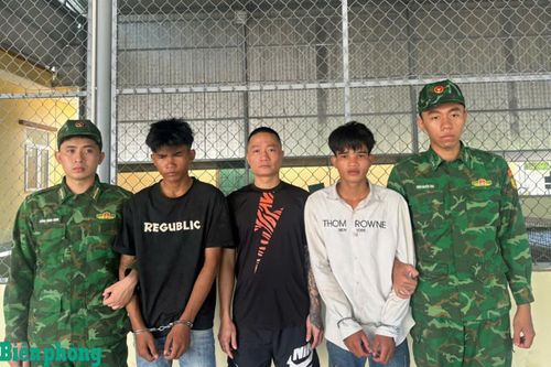 Chủ động ngăn chặn hành vi xuất, nhập cảnh trái phép qua biên giới tỉnh Quảng Trị
