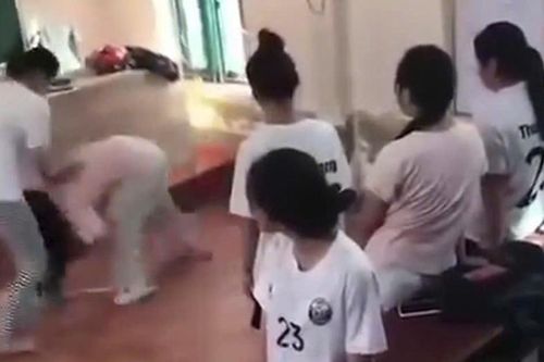 Xác minh, xử lý vụ nữ sinh bị đánh hội đồng