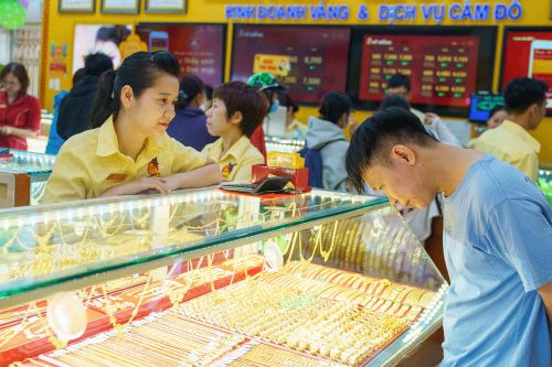 Giá vàng gãy mốc 4.000 USD, SJC đối mặt nguy cơ giảm sâu
