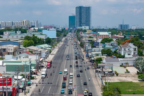 Căn hộ dọc Quốc lộ 13 xuất hiện tin rao giảm giá hàng trăm triệu đồng