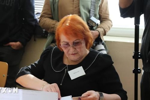Bulgaria phải tổ chức bầu cử tổng thống vòng hai vào ngày 1/11