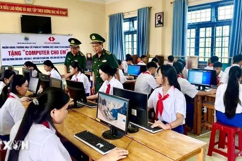 Quảng Trị thí điểm đưa tiếng Lào thành ngoại ngữ thứ hai từ năm học 2027-2028