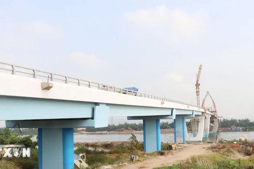 Hải Phòng: Hợp long cầu Tân An vượt qua sông Kinh Thầy