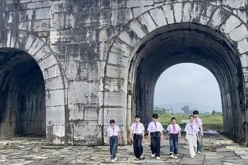 Gieo mầm tình yêu di sản và văn hóa cho thế hệ trẻ