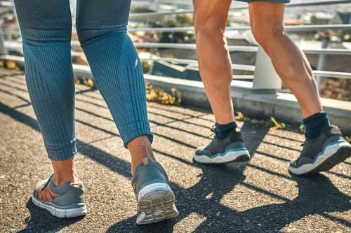 'Đi bộ kiểu Nhật' 30 phút mỗi ngày suốt 5 tháng, cơ thể thay đổi thế nào?