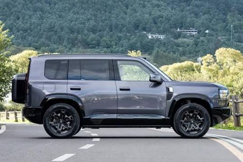 Xe gầm cao 551 mã lực, chạy điện tối đa 360 km, giá hơn 850 triệu đồng