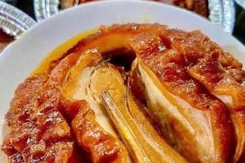 Dùng ChatGPT thiết kế nhãn giả 'Khâu nhục Thất Khê Lạng Sơn' để lừa khách hàng