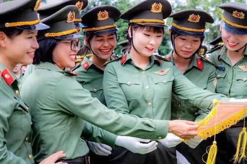 Phụ nữ Công an 'Nói không với thuốc lá - Vì sức khỏe bản thân, đồng đội và cộng đồng'