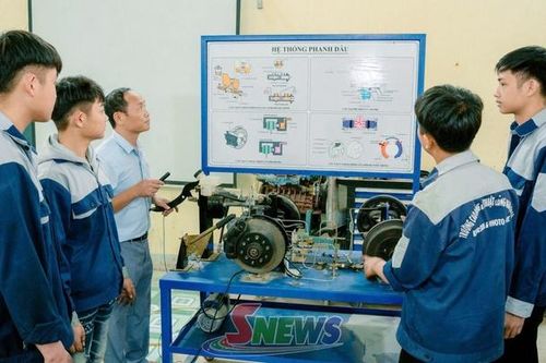 Đào tạo nghề gắn với thị trường lao động